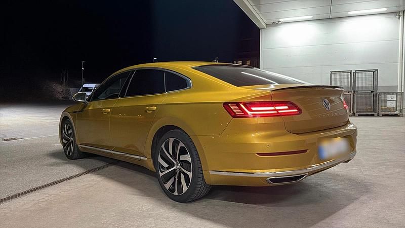 Gebraucht VW Arteon R-line 150 PS (110 kW) 2017 Gelb Kleinwagen