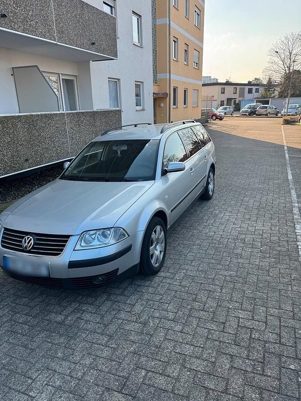 Usata VW Passat 131 CV (96 kW) 2004 Argento Station wagon