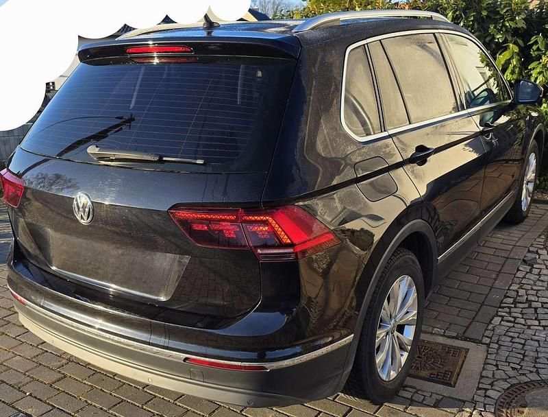 Gebraucht VW Tiguan Highline 150 PS (110 kW) 2019 Schwarz SUV