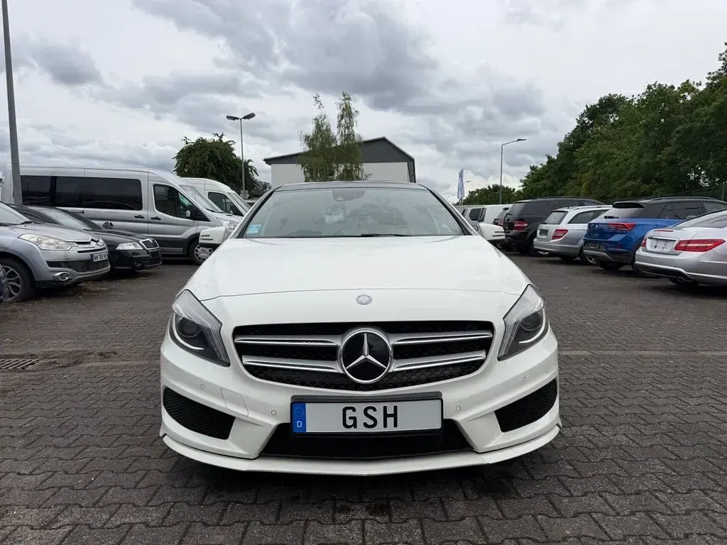 Gebraucht Mercedes A200 AMG line 156 PS (114 kW) 2013 Weiß Kleinwagen