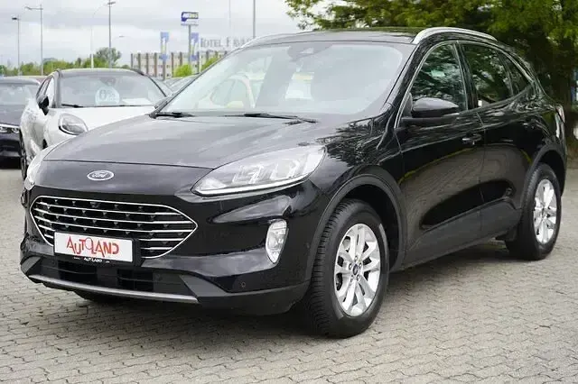 Gebraucht Ford Kuga 190 PS (139 kW) 2022 Schwarz SUV
