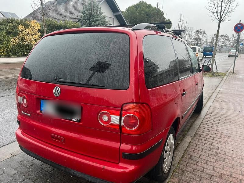 Gebraucht VW Sharan 116 PS (85 kW) 2007 Rot Van / Kleinbus