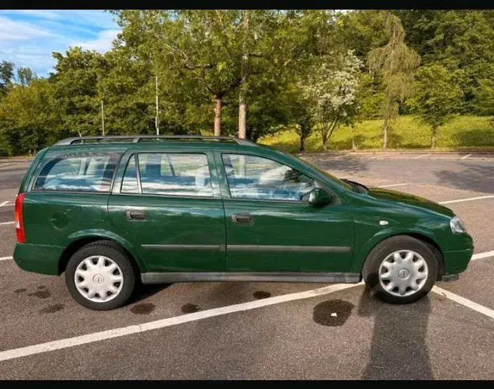Gebraucht Opel Astra 101 PS (74 kW) 2002 Grün Kombi