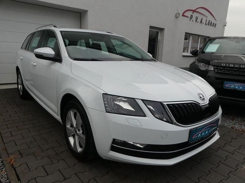Gebraucht Skoda Octavia Style 150 PS (110 kW) 2019 Weiß Limousine