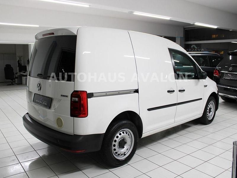Gebraucht VW Caddy 110 PS (80 kW) 2020 Weiß Van / Kleinbus