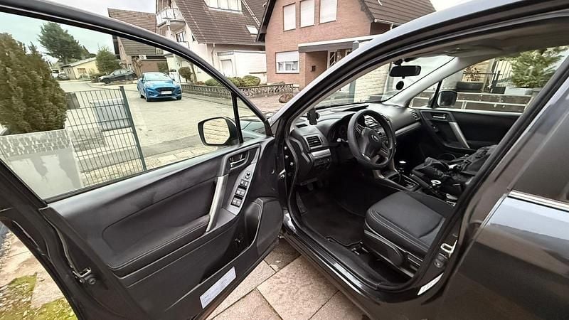 Gebraucht Subaru Forester 147 PS (108 kW) 2013 Grau SUV