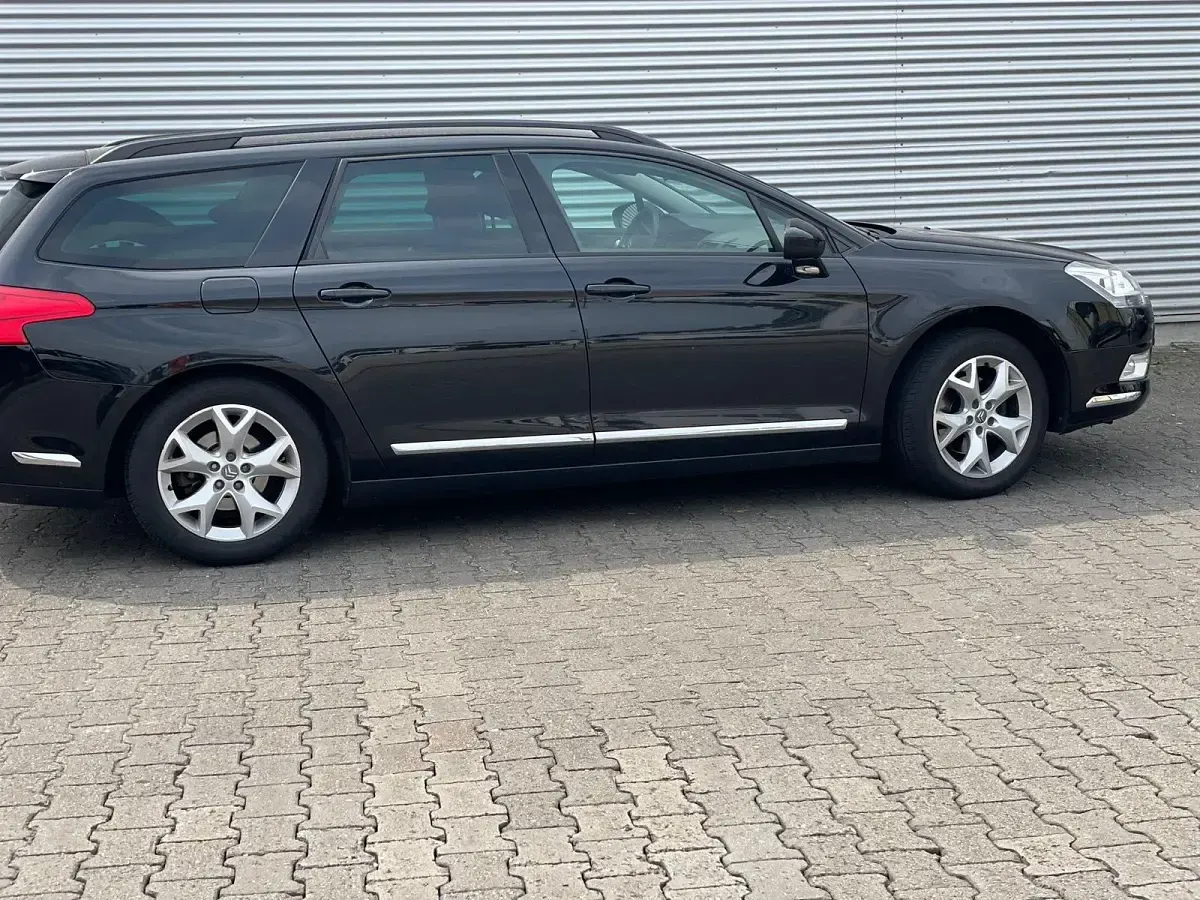 Gebraucht Citroën C5 140 PS (102 kW) 2010 Schwarz Kombi