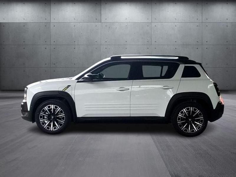 Gebraucht Renault 4 E-Tech Iconic 110 kW (150 PS) 2025 Arktis weiss + black pearlschwa (metallic) SUV