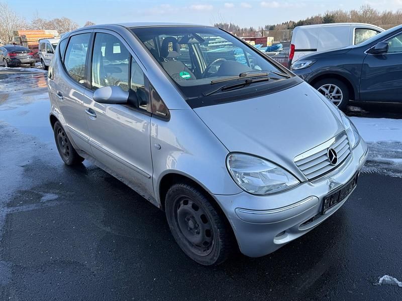 Gebraucht Mercedes A140 Elegance 82 PS (60 kW) 2001 Silber Kleinwagen