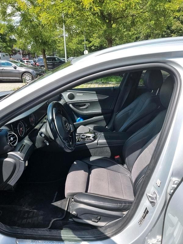 Usata Mercedes E200 150 CV (110 kW) 2017 Argento Station wagon