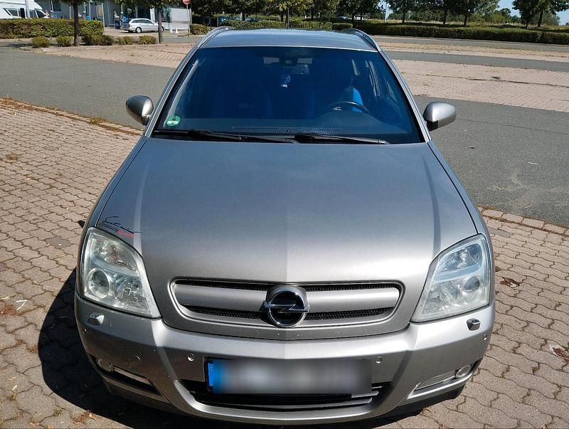 Gold Gebraucht 2004 Opel Signum Kombi | 2.500 € (Teuer) - Bild 1/4