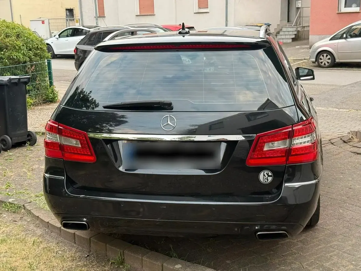 Gebraucht Mercedes 250 204 PS (150 kW) 2012 Schwarz Kombi