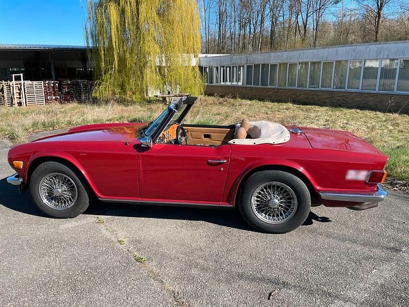 Gebraucht Triumph TR6 95 PS (69 kW) 1974 Rot Cabrio