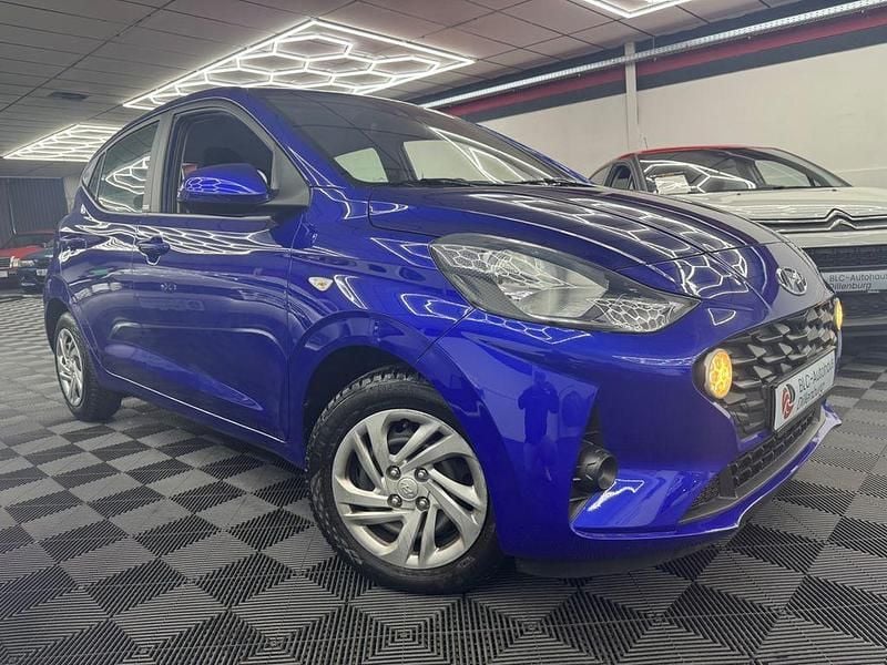 Gebraucht Hyundai i10 Select 67 PS (49 kW) 2021 Blau Kleinwagen