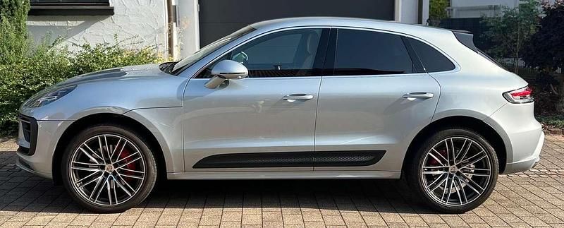 Silber Gebraucht 2023 Porsche Macan S SUV | 79.990 € (Fairer Preis) - Bild 1/4