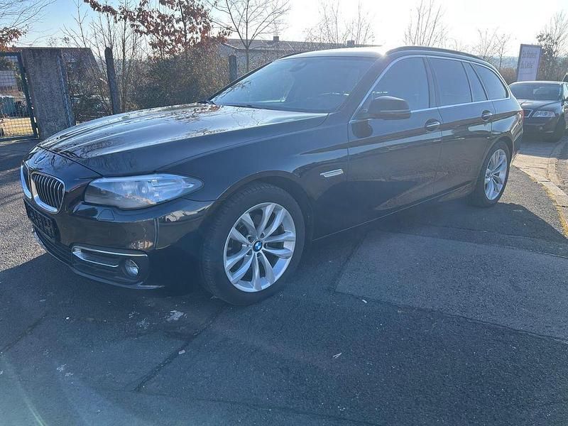 Schwarz Gebraucht 2016 BMW 520 Sport Line Limousine | 14.999 € (Fairer Preis) - Bild 1/4
