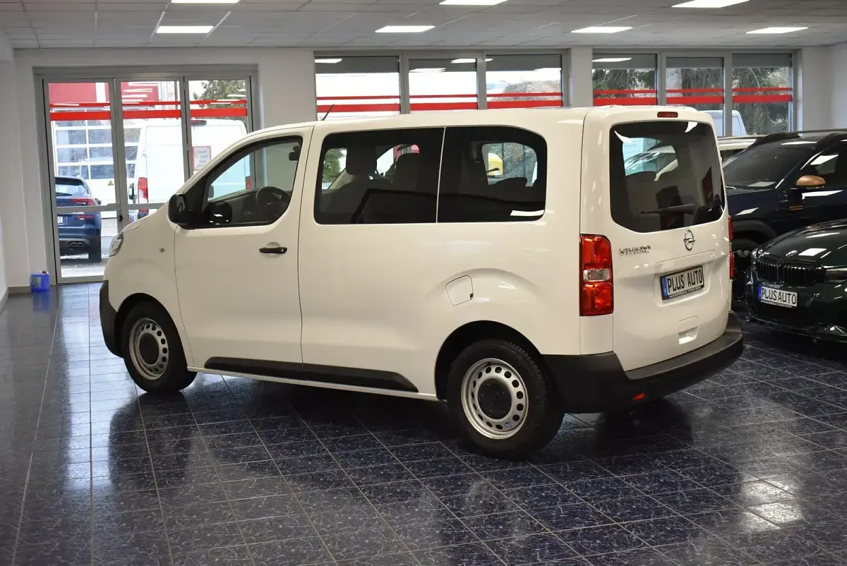 Gebraucht Opel Vivaro S 120 PS (88 kW) 2021 Jade weiss Van / Kleinbus