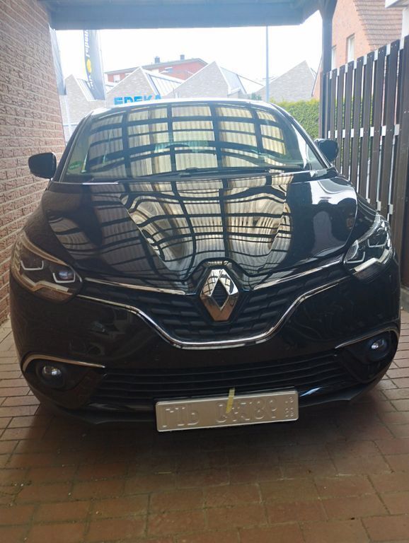 Schwarz Gebraucht 2017 Renault Scénic IV Bose Edition Van / Kleinbus | 10.800 € (Superpreis) - Bild 1/4
