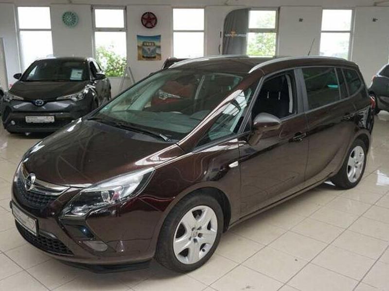 Braun Gebraucht 2012 Opel Zafira Tourer Edition Van / Kleinbus | 11.900 € (Teuer) - Bild 1/4