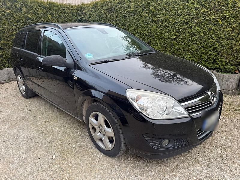 Gebraucht Opel Astra 105 PS (77 kW) 2008 Schwarz Kombi
