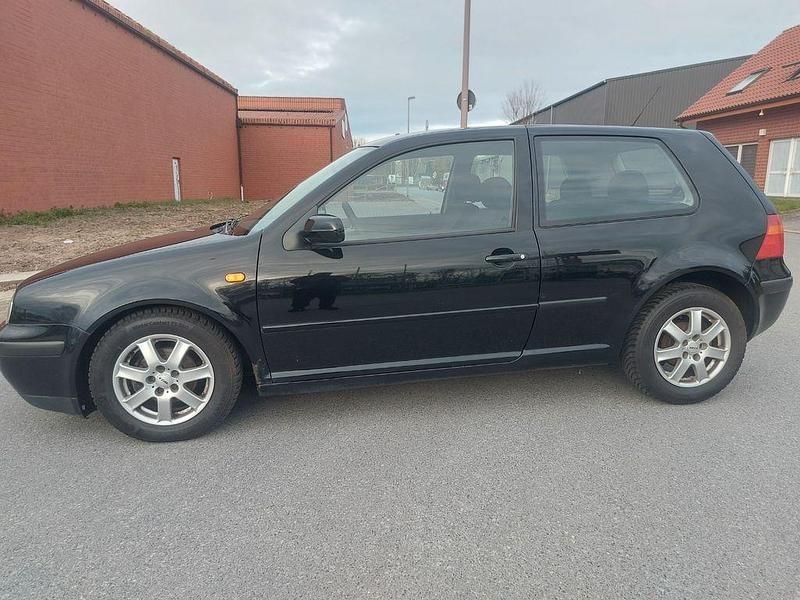 Gebraucht VW Golf III Trendline 75 PS (55 kW) 1999 Schwarz Limousine