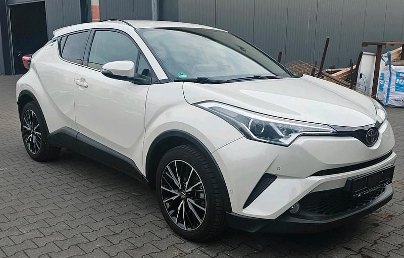 Gebraucht Toyota C-HR 115 PS (84 kW) 2017 Weiß SUV