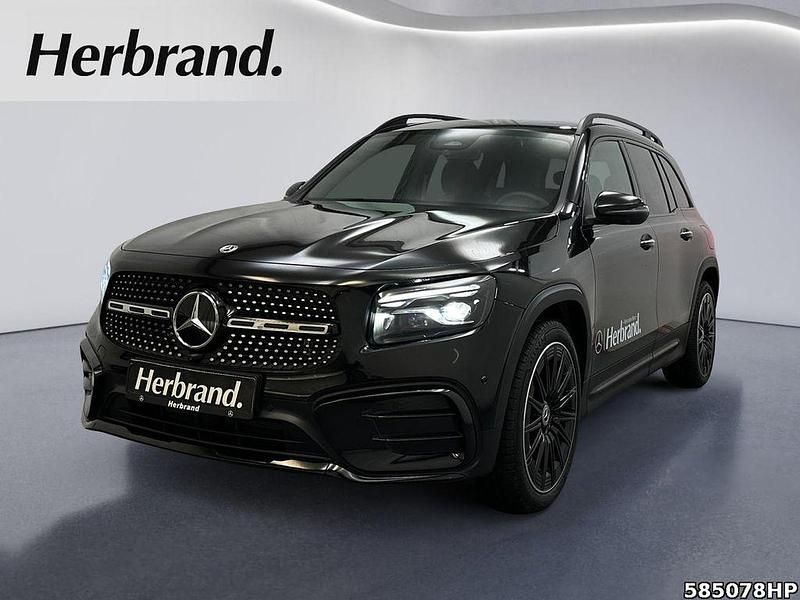 Metalliclack kosmosschwarz Neu 2025 Mercedes GLB220 AMG SUV | 57.890 € - Bild 1/4