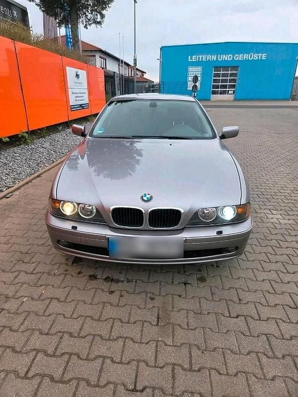 Second-hand BMW 525 192 CP (141 kW) 2000 Argintiu Berlinǎ