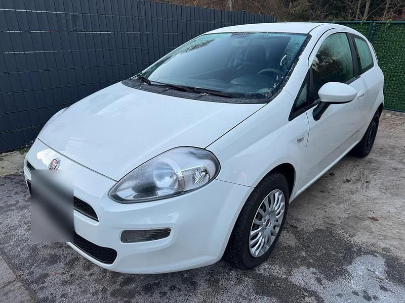 Weiß Gebraucht 2013 Fiat Punto Kleinwagen | 3.600 € (Guter Preis) - Bild 1/4