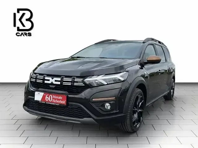 Gebraucht Dacia Jogger Extreme 110 PS (80 kW) 2024 Perlmuttschwarz Van / Kleinbus