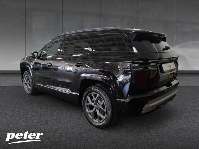 Neu Jeep Compass 144 PS (105 kW) 2026 Vulcano black SUV