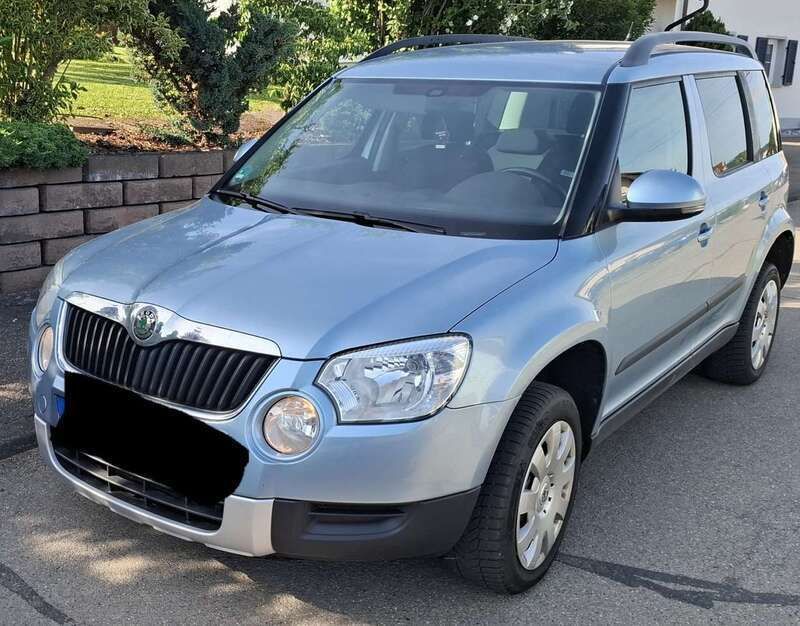 Blau Gebraucht 2013 Skoda Yeti Ambition SUV | 6.499 € (Fairer Preis) - Bild 1/4