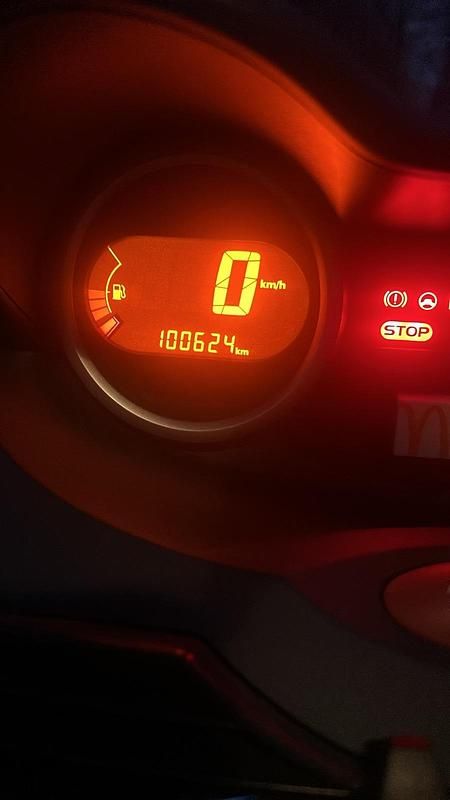 Gebraucht Renault Twingo 75 PS (55 kW) 2013 Gelb Kleinwagen