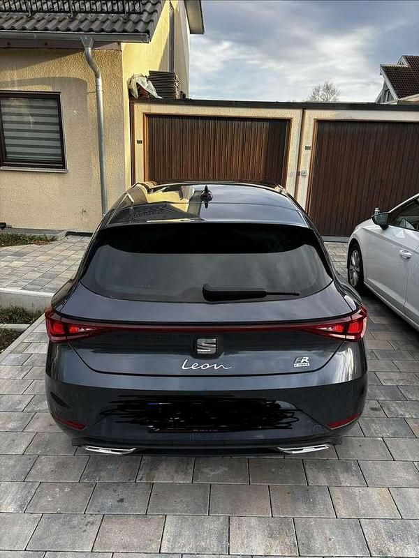 Gebraucht Seat Leon FR 150 PS (110 kW) 2021 Grau Kleinwagen