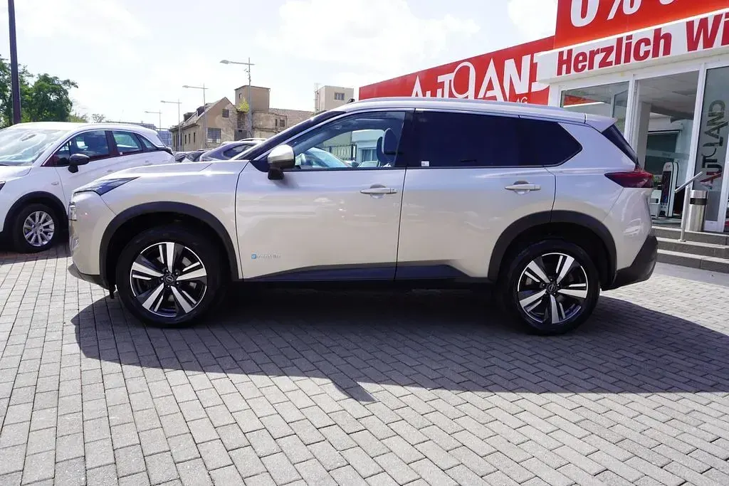 Gebraucht Nissan X-Trail N-Connecta 213 PS (156 kW) 2023 Beige SUV