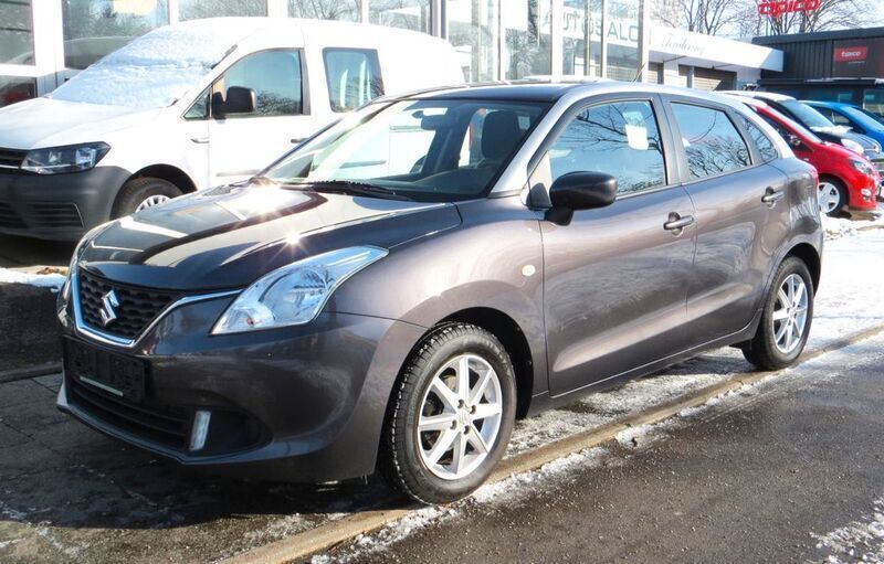 Grau Gebraucht 2019 Suzuki Baleno Club Kleinwagen | 10.999 € (Fairer Preis) - Bild 1/4