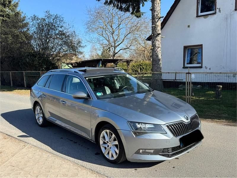 Gebraucht Skoda Superb 150 PS (110 kW) 2016 Kombi