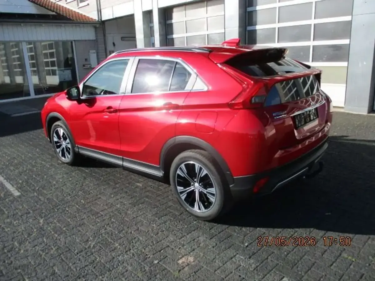 Used Mitsubishi Eclipse Cross 163 HP (119 kW) 2020 Red SUV