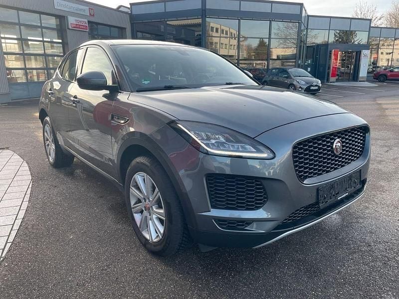 Grau Gebraucht 2018 Jaguar E-Pace S SUV | 12.890 € (Guter Preis) - Bild 1/4