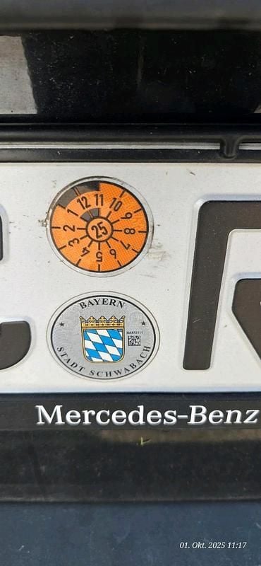 Schwarz Gebraucht 2020 Mercedes Sprinter Van | 16.200 € - Bild 1/4
