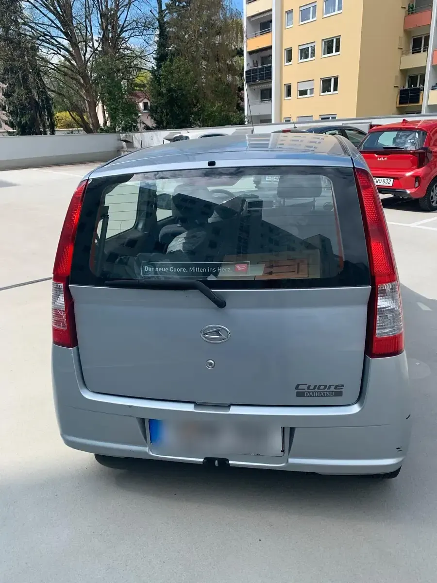 Gebraucht Daihatsu Cuore 58 PS (42 kW) 2005 Silber Kleinwagen