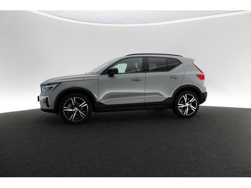 Gebraucht Volvo XC40 Plus 197 PS (144 kW) 2025 Grau SUV