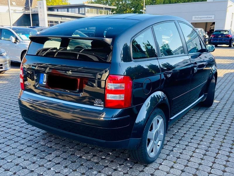 Second-hand Audi A2 Performance 110 CP (80 kW) 2002 Negru Hatchback