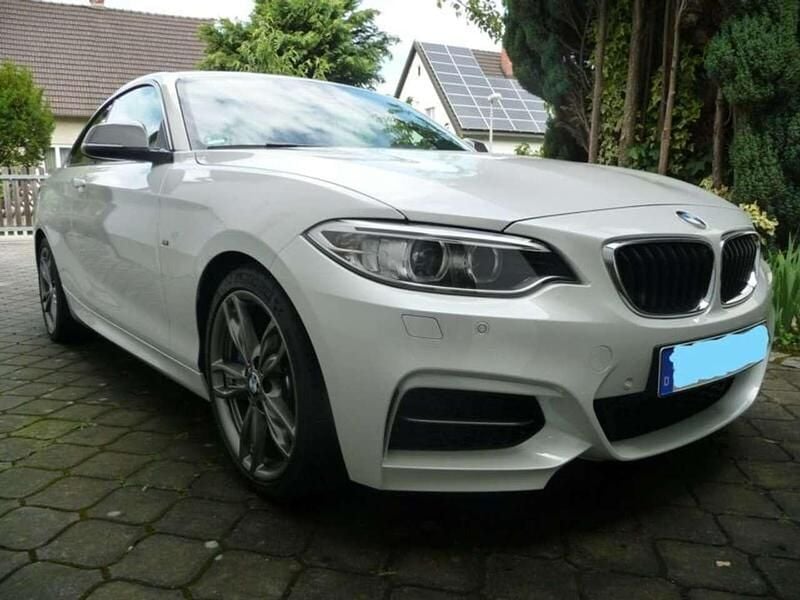 Weiß Gebraucht 2014 BMW M235 Sport Line Coupé | 30.000 € (Fairer Preis) - Bild 1/4
