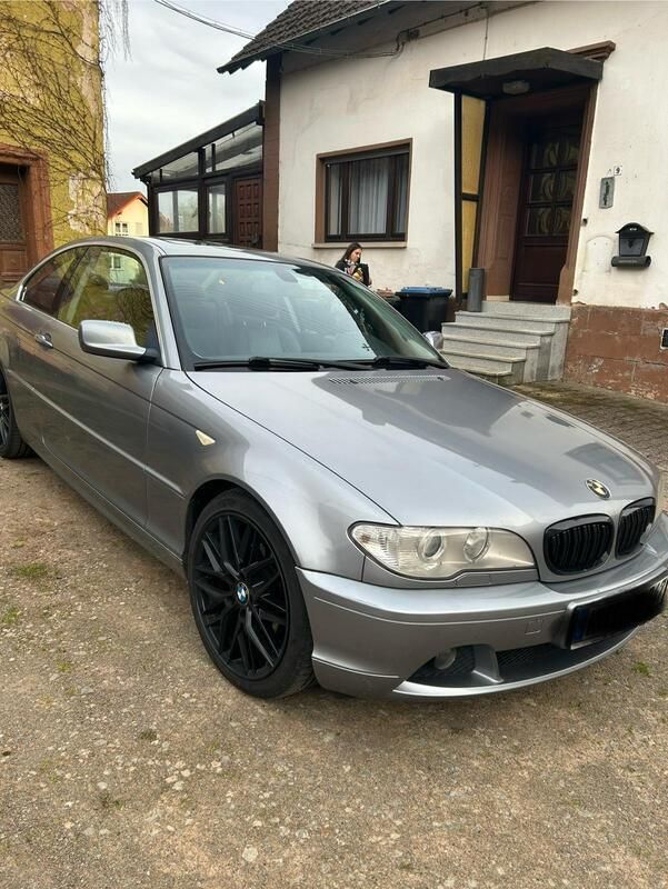 Silber Gebraucht 2003 BMW 320 Coupé | 6.999 € (Fairer Preis) - Bild 1/4