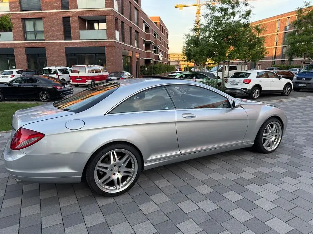 Gebraucht Mercedes CL500 387 PS (284 kW) 2008 Silber Coupé