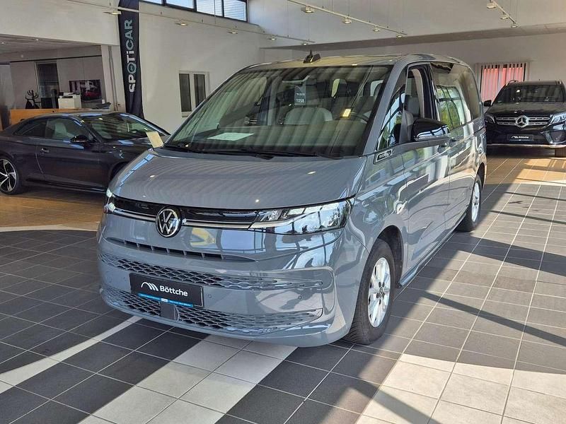 Używany VW Multivan 136 KM (100 kW) 2023 Szary Minivan