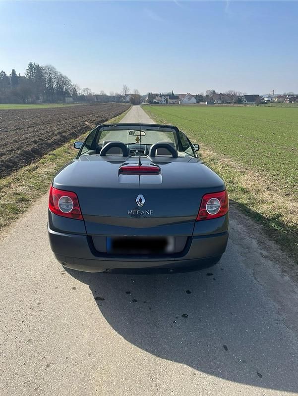 Gebraucht Renault Mégane Cabriolet 135 PS (99 kW) 2008 Grau Cabrio