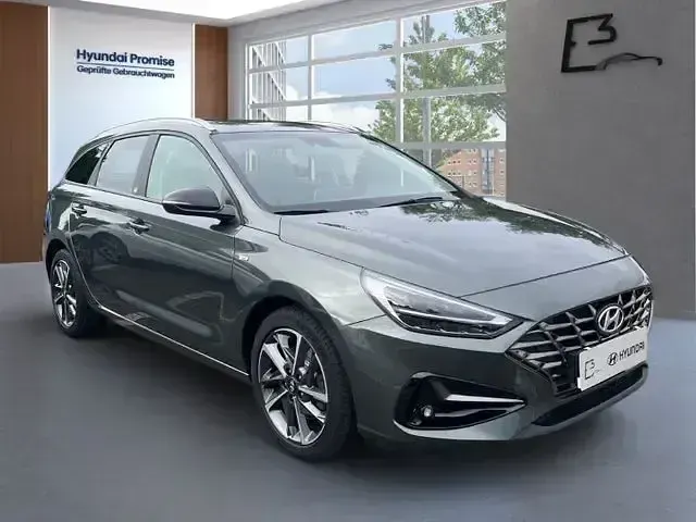 Gebraucht Hyundai i30 Edition 30+ 159 PS (116 kW) 2021 Grau Kombi