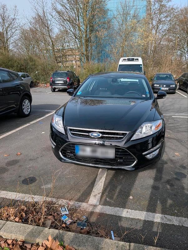 Gebraucht Ford Mondeo 203 PS (149 kW) 2011 Schwarz Limousine